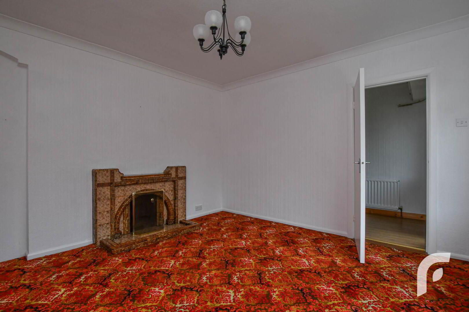 221 Glebe Road 11 of 39