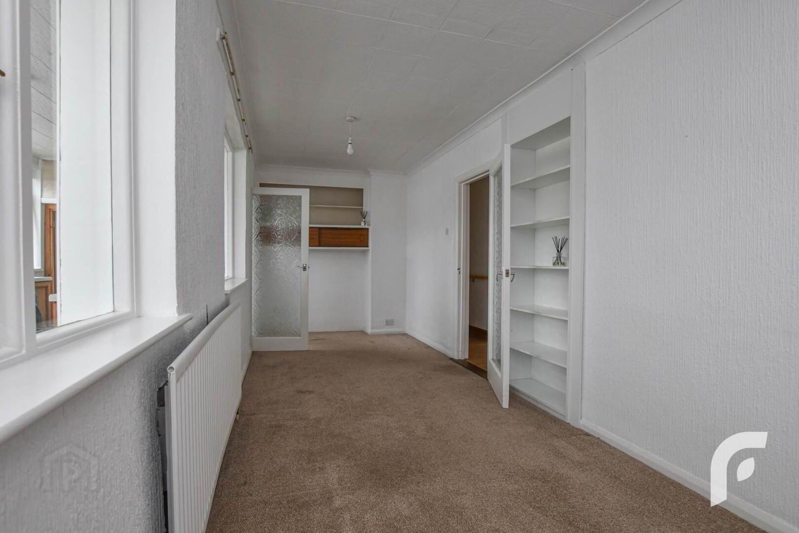 221 Glebe Road 15 of 39