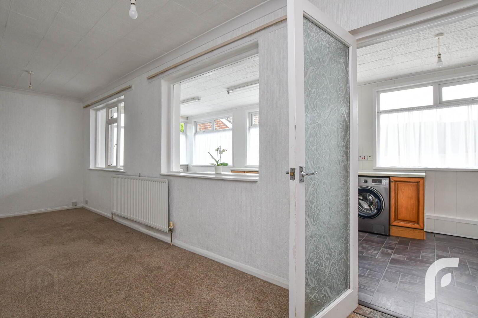 221 Glebe Road 16 of 39
