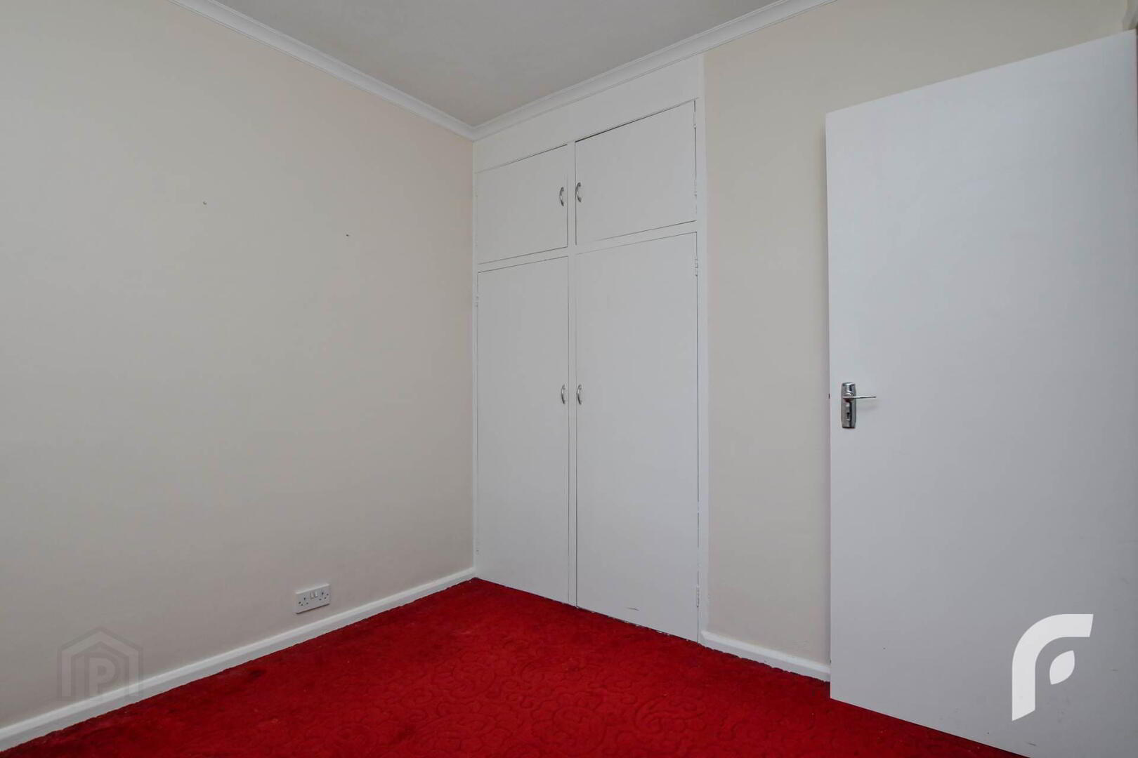 221 Glebe Road 28 of 39