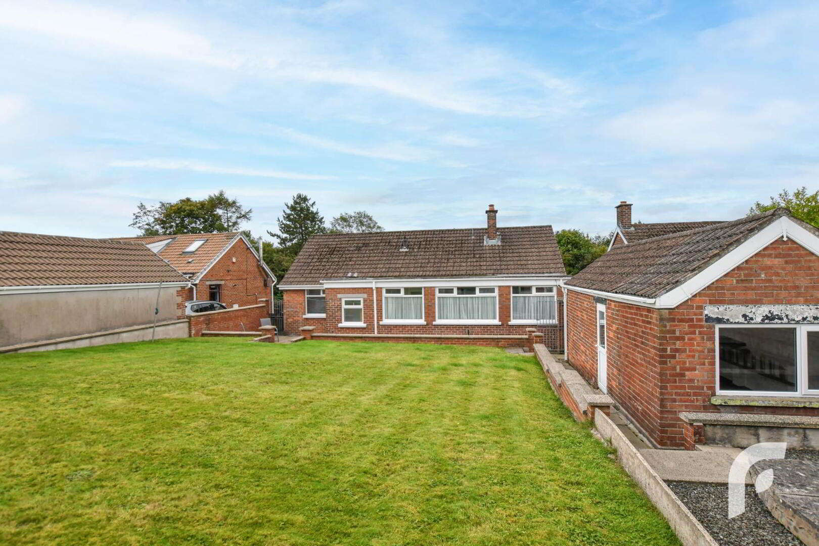 221 Glebe Road 35 of 39