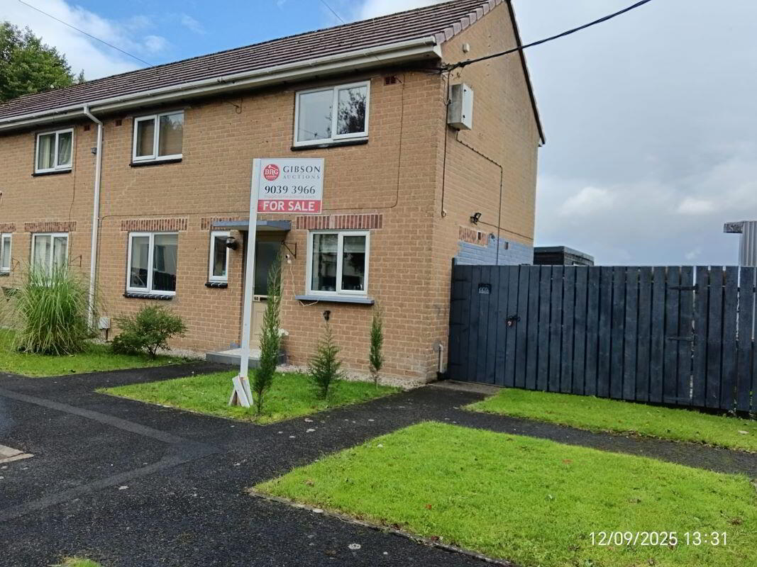 60 Shackleton Crescent 1 of 13