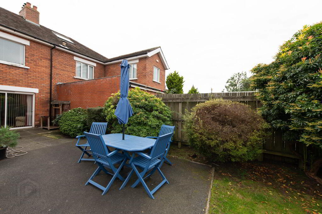 256 Holywood Road 24 of 28