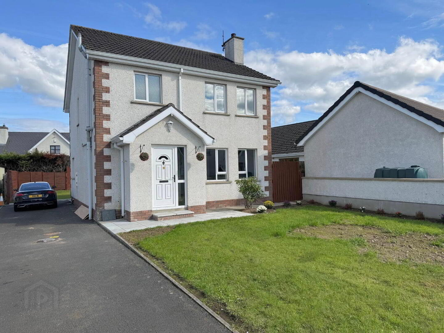 6 Drumvale Avenue 3 of 44