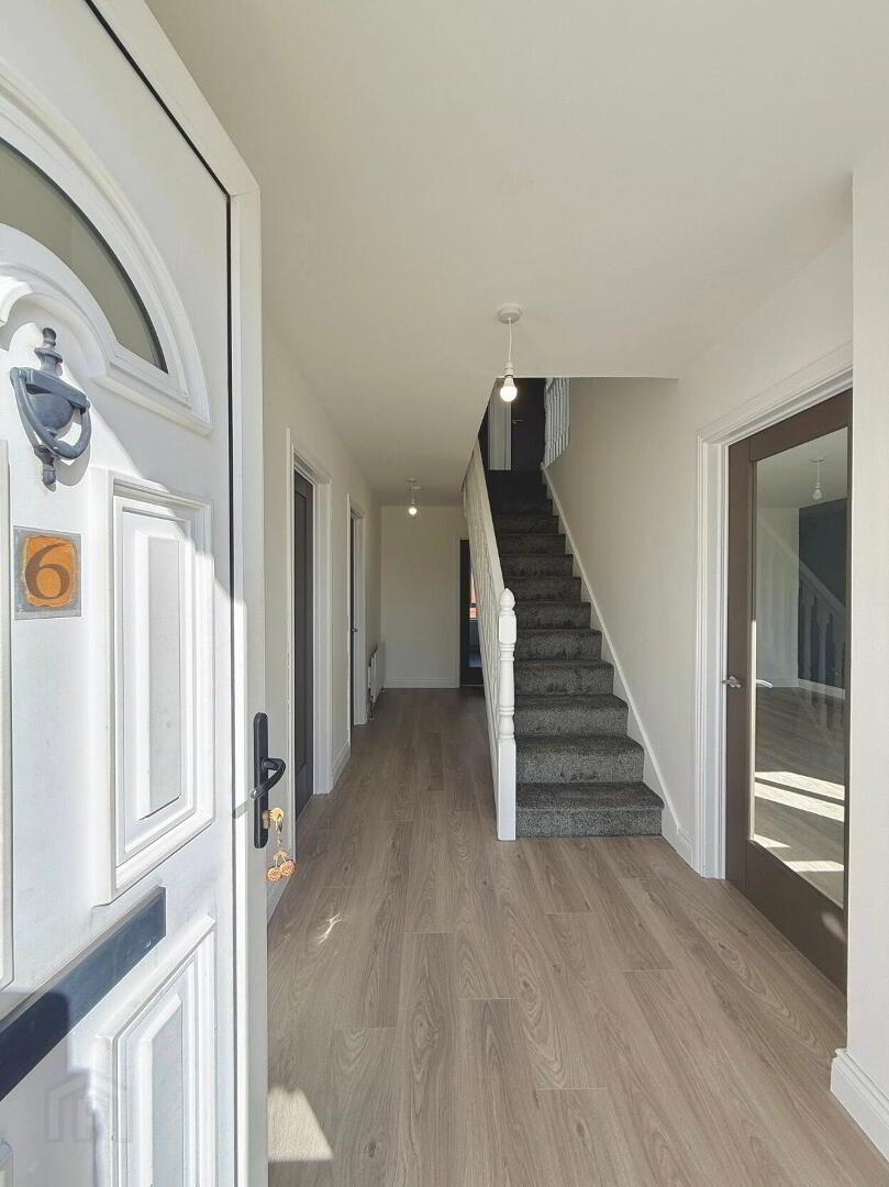 6 Drumvale Avenue 4 of 44