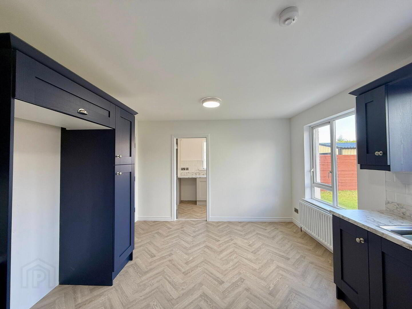 6 Drumvale Avenue 16 of 44