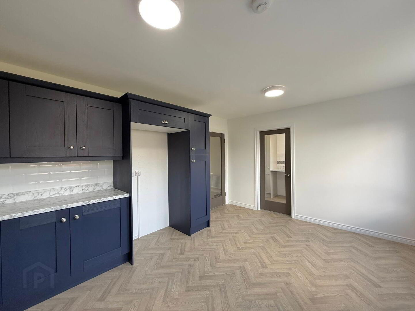 6 Drumvale Avenue 17 of 44