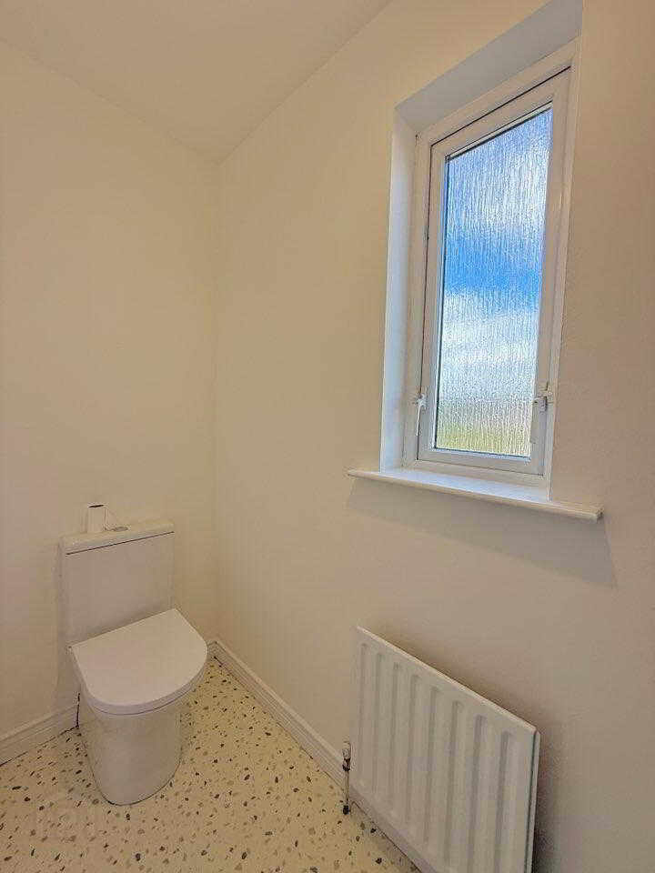 6 Drumvale Avenue 20 of 44