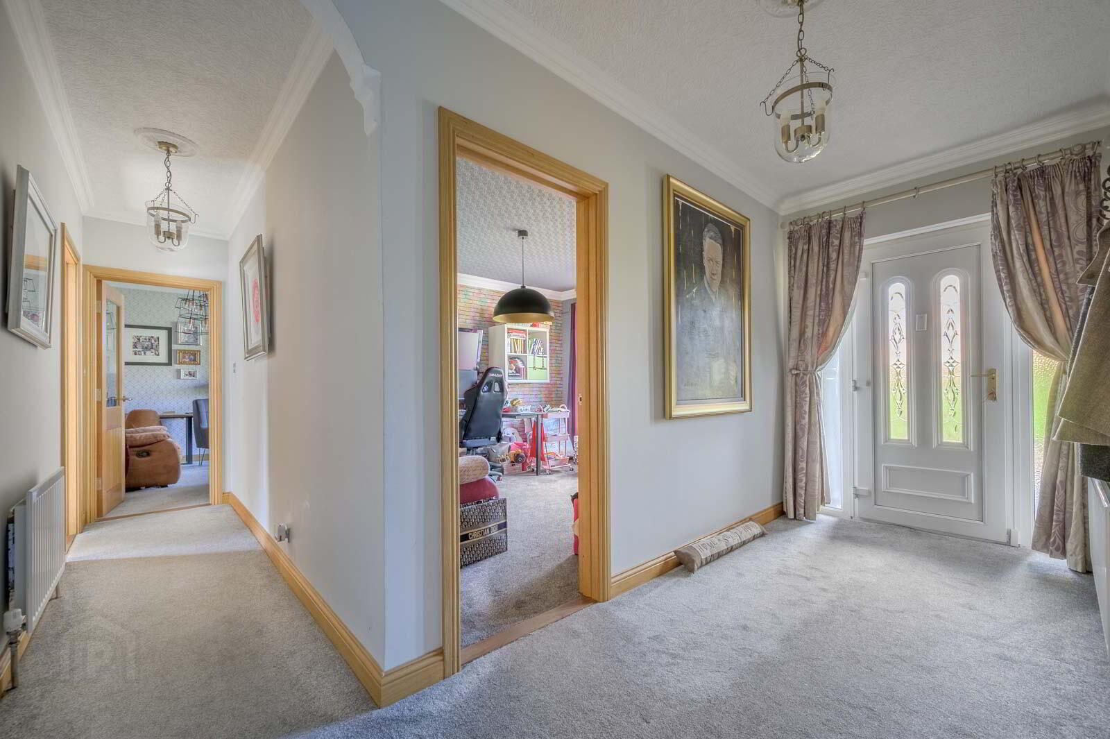 16 Gransha Road 5 of 41