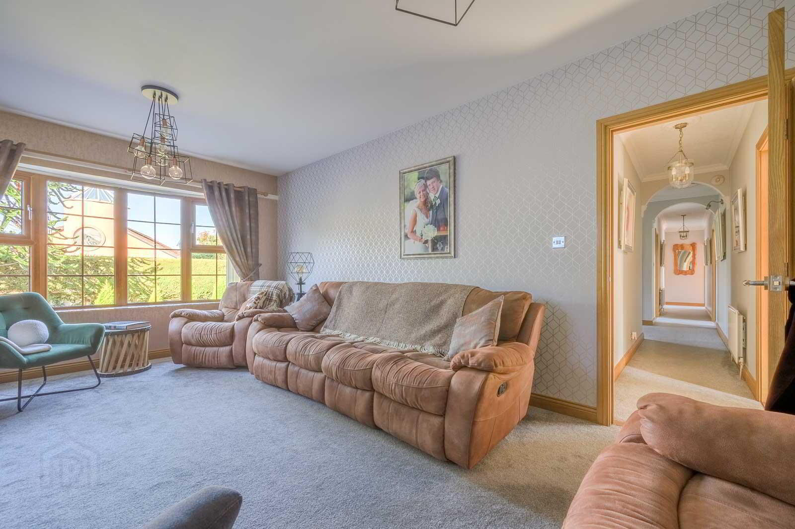 16 Gransha Road 8 of 41