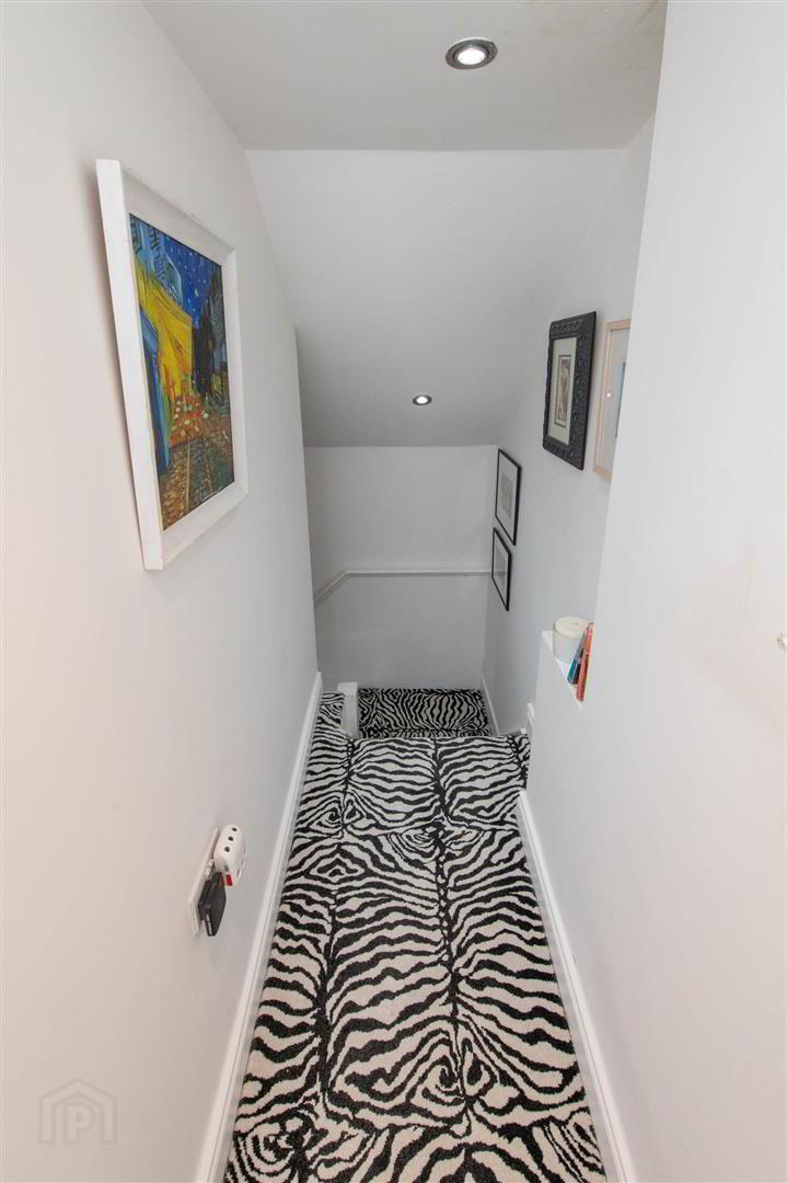 52 Dunbarton Street 20 of 38