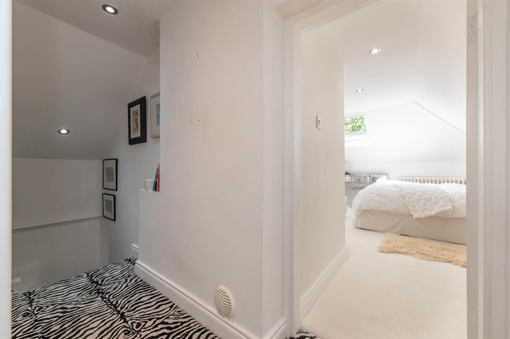 52 Dunbarton Street 19 of 38