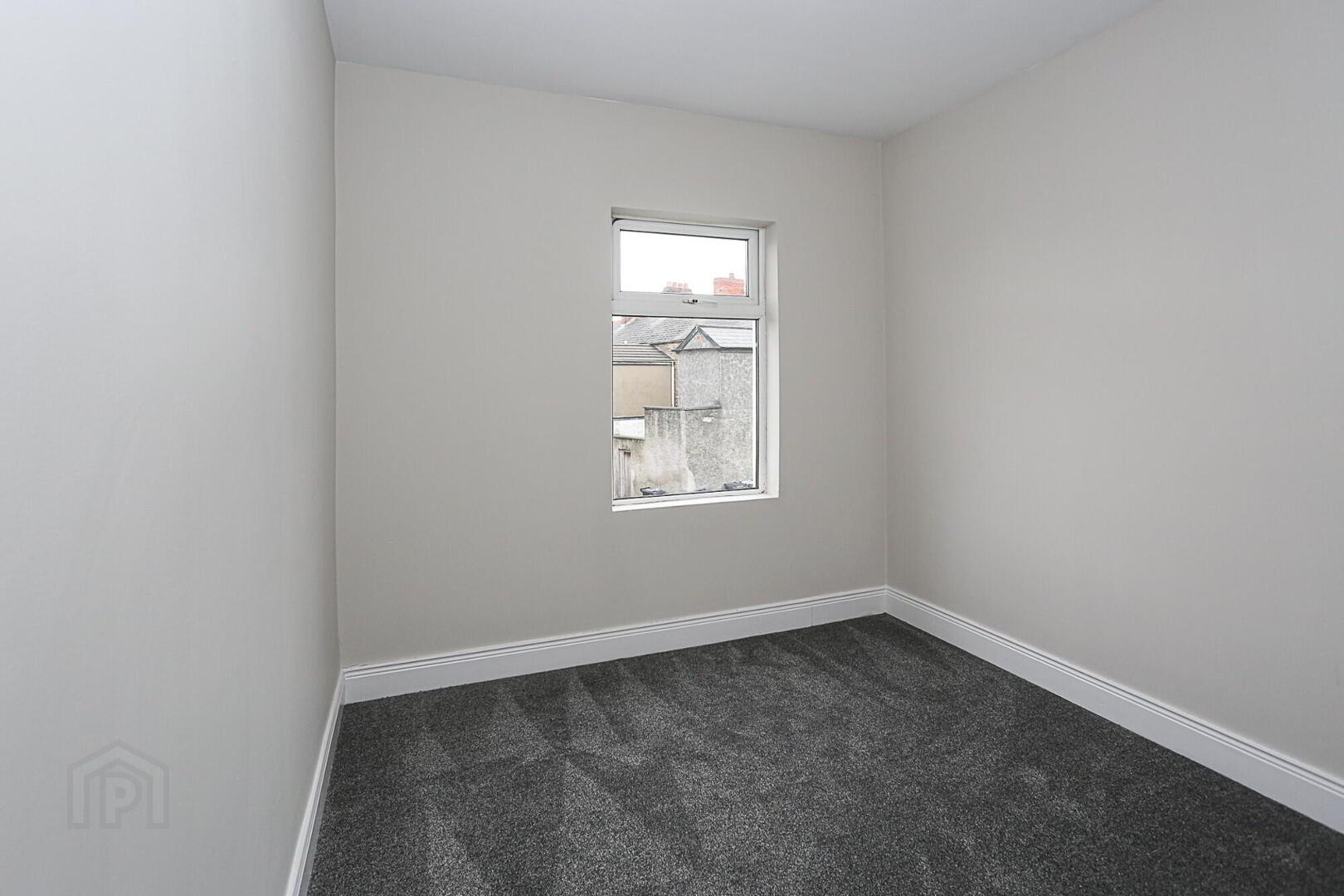 23 Willowholme Drive 30 of 44