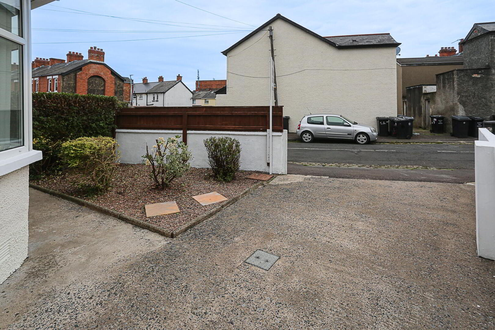 23 Willowholme Drive 37 of 44