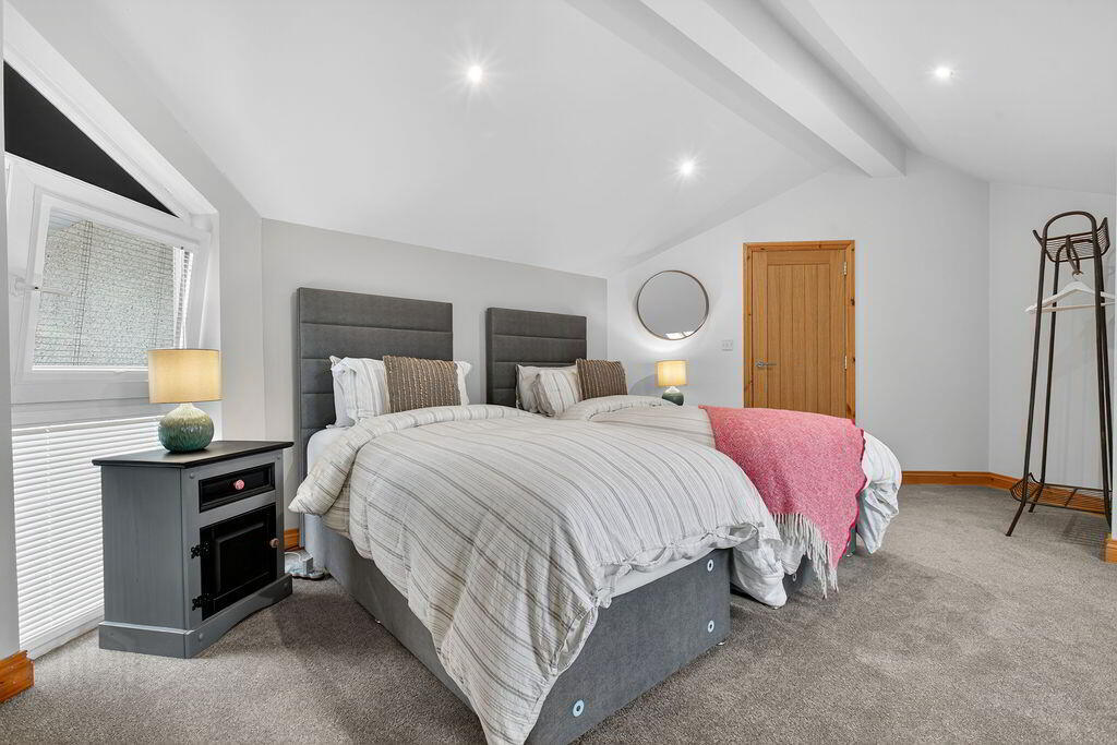 24 Artidillon Road 33 of 48