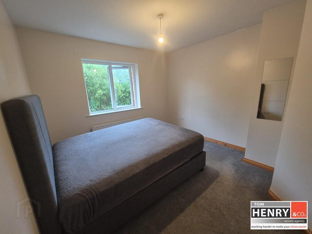 6 Caulfield Glen 14 of 18