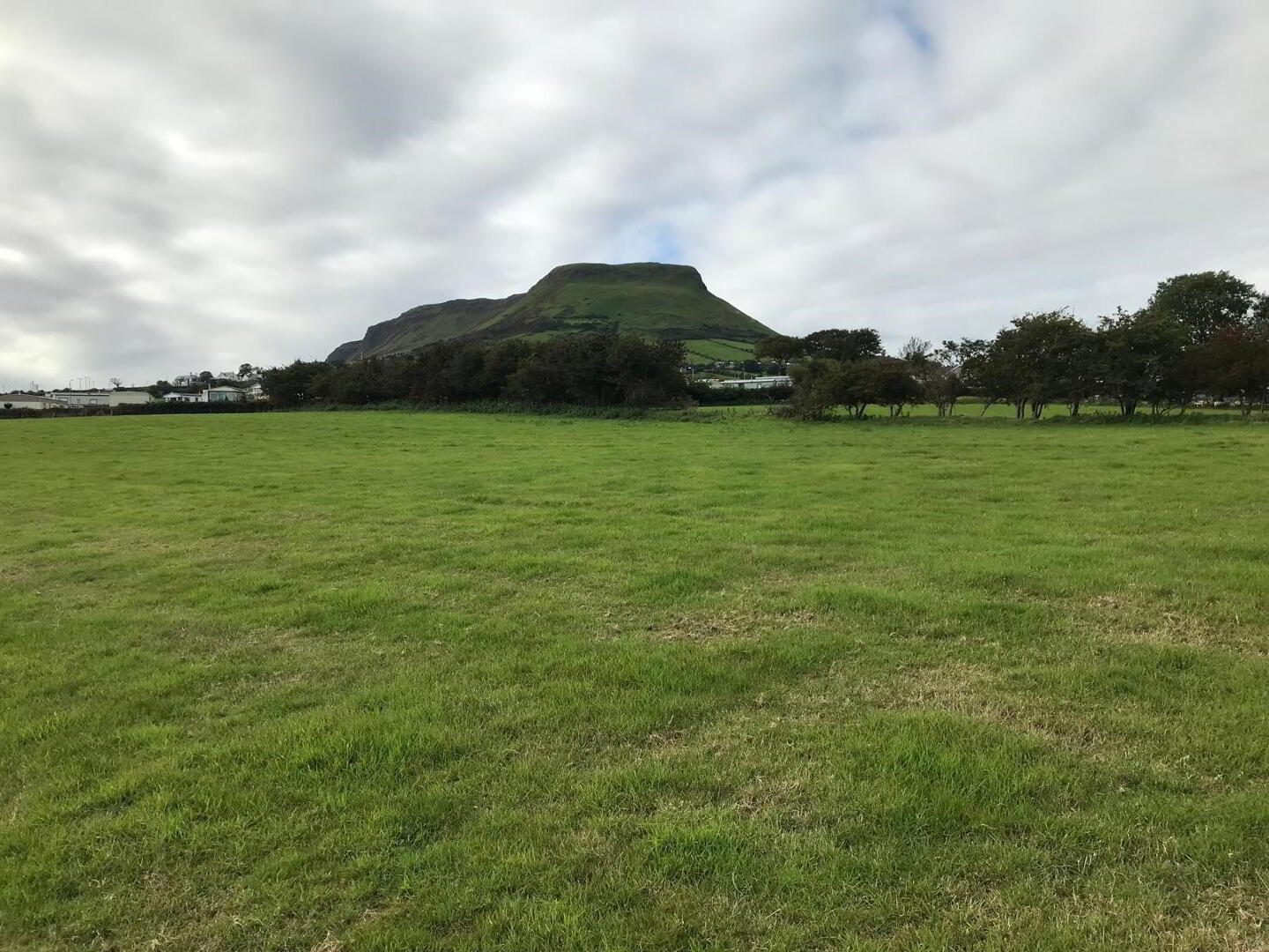 Middlepark Road, Cushendall 1 of 10