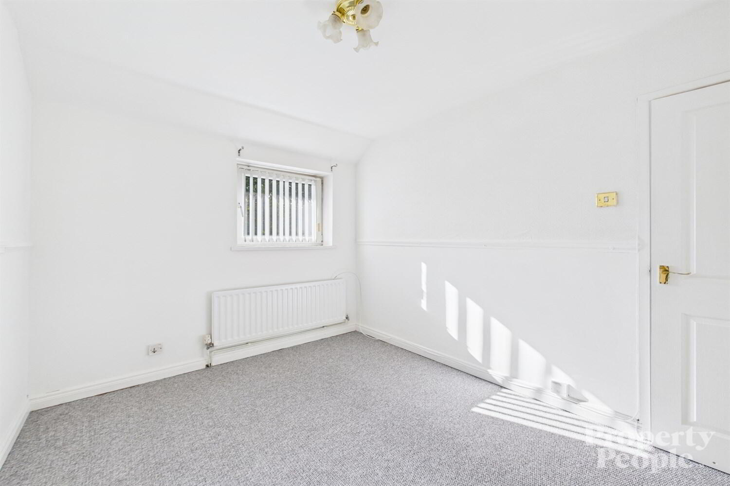 8 Deerpark Road 21 of 36