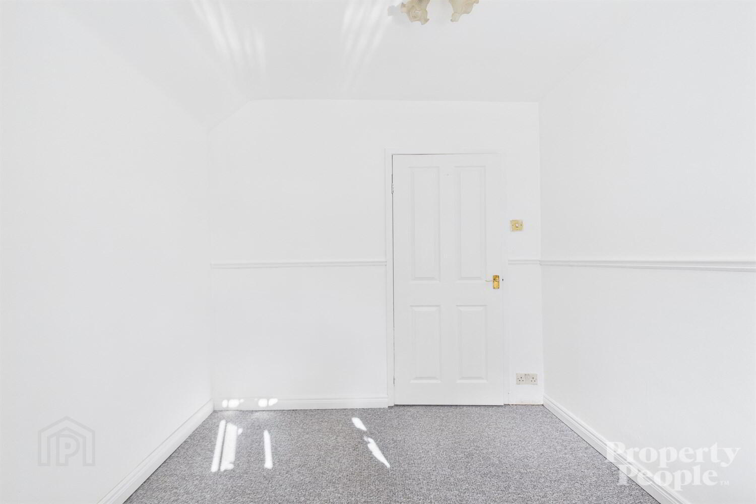 8 Deerpark Road 24 of 36