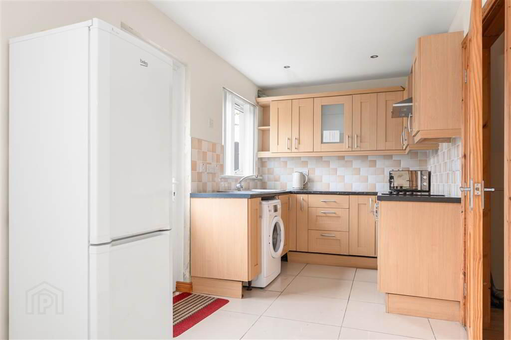 22 West Road 13 of 33