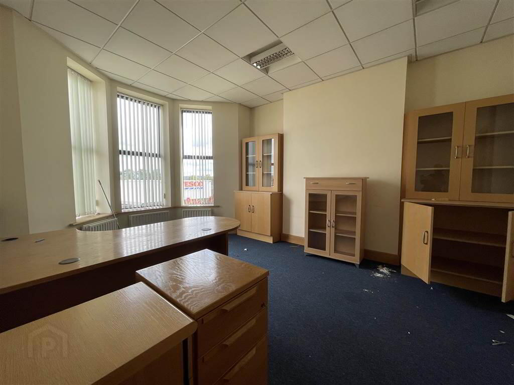 290-292 Antrim Road 8 of 15