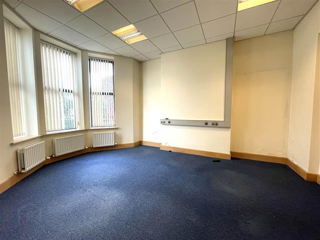 290-292 Antrim Road 4 of 15