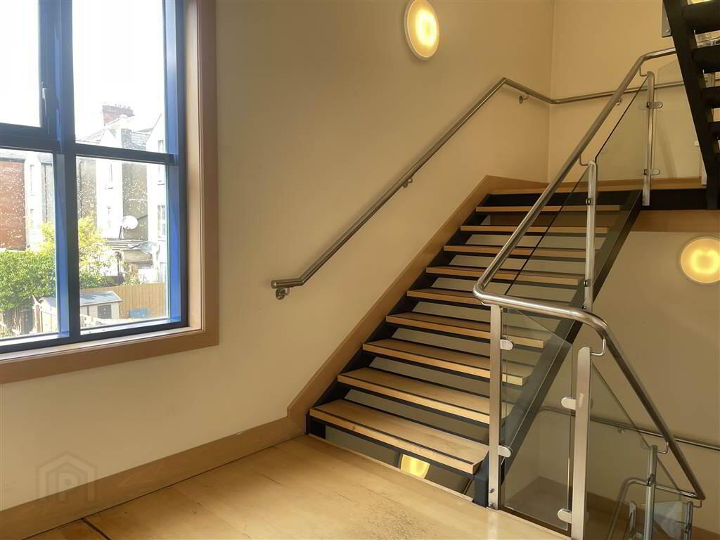 290-292 Antrim Road 9 of 15