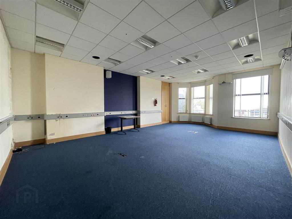 290-292 Antrim Road 6 of 15