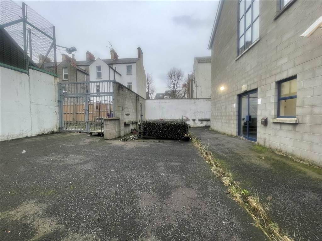 290-292 Antrim Road 13 of 15