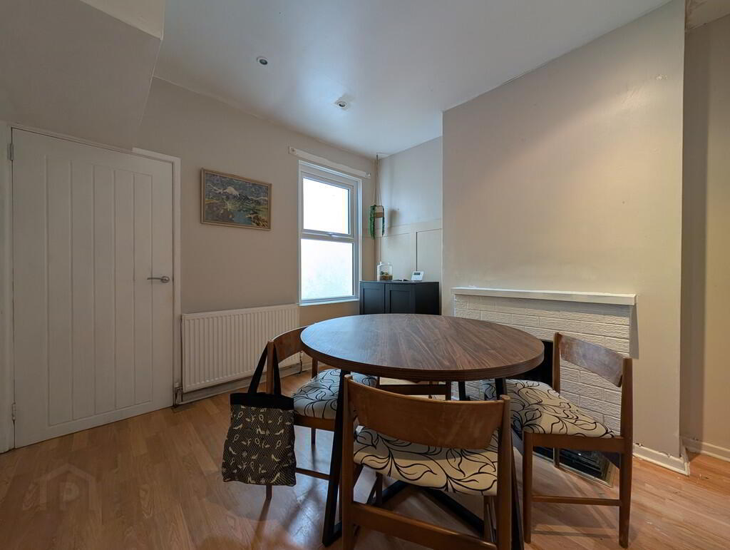42 Chadwick Street 4 of 10