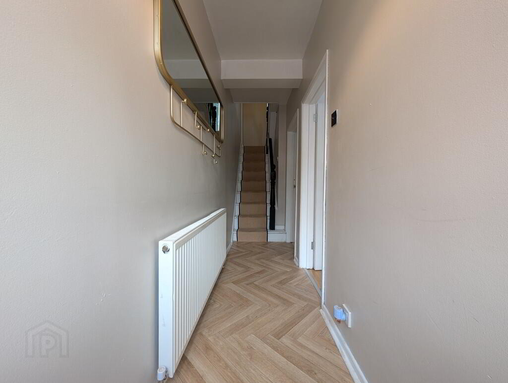 42 Chadwick Street 2 of 10