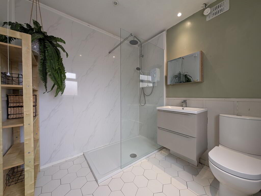 42 Chadwick Street 7 of 10