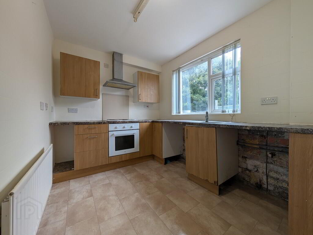 14 Woodvale Drive 4 of 9