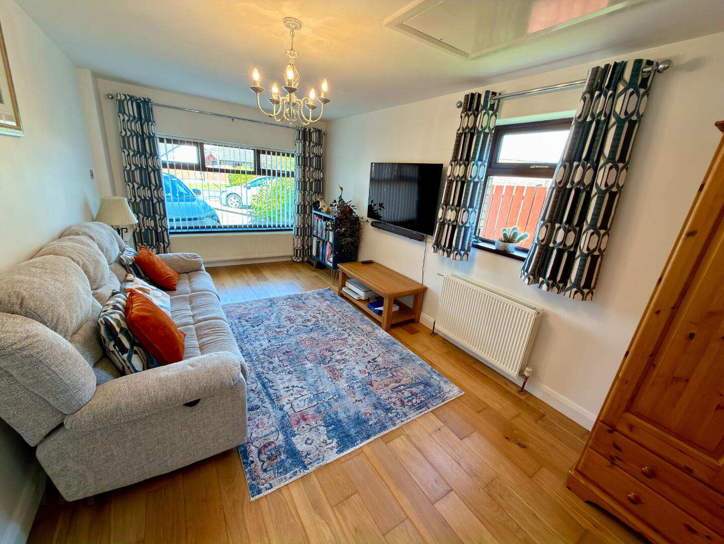 142 Abbeydale 12 of 26