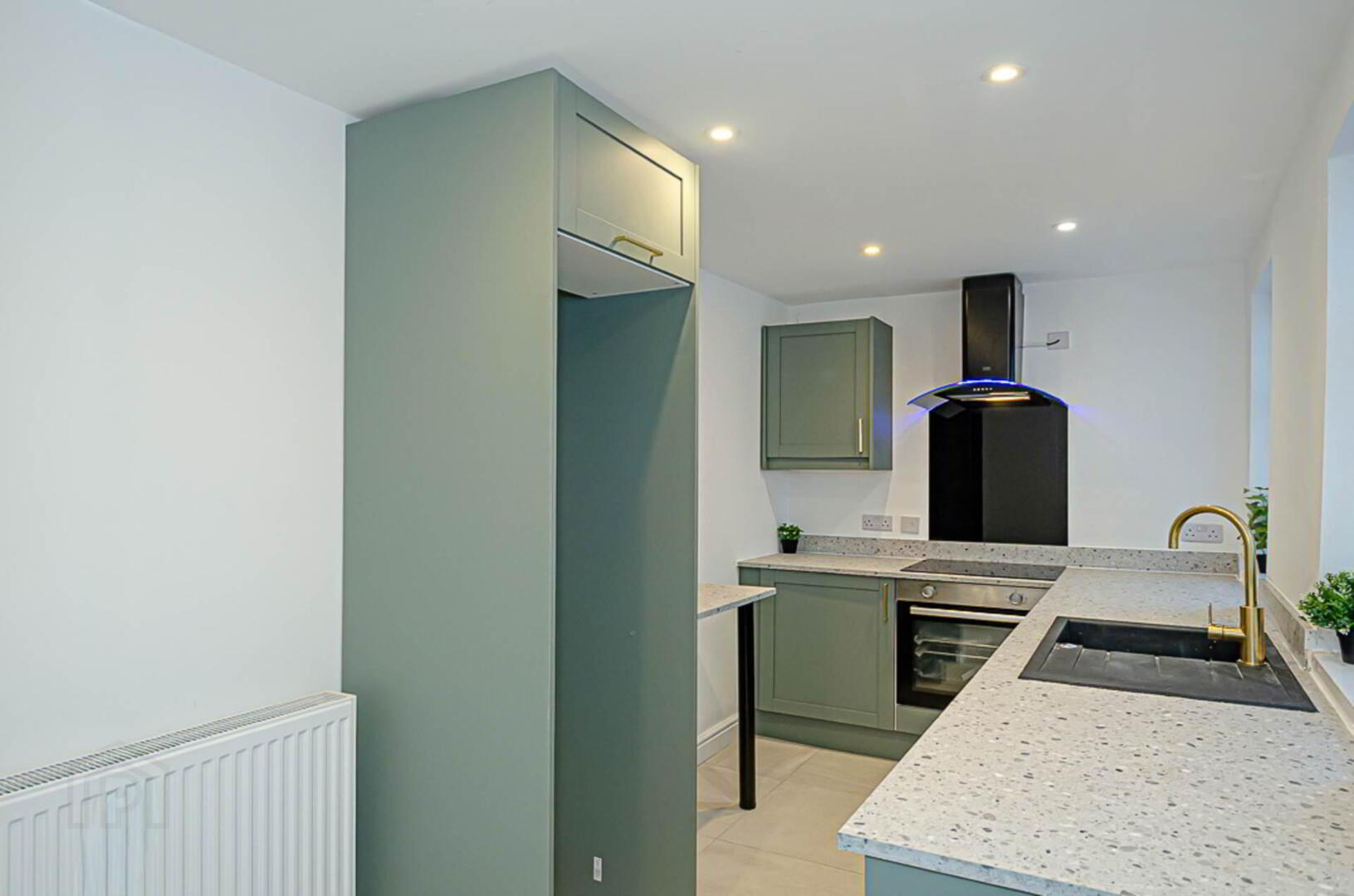 14 Jocelyn Street 8 of 26