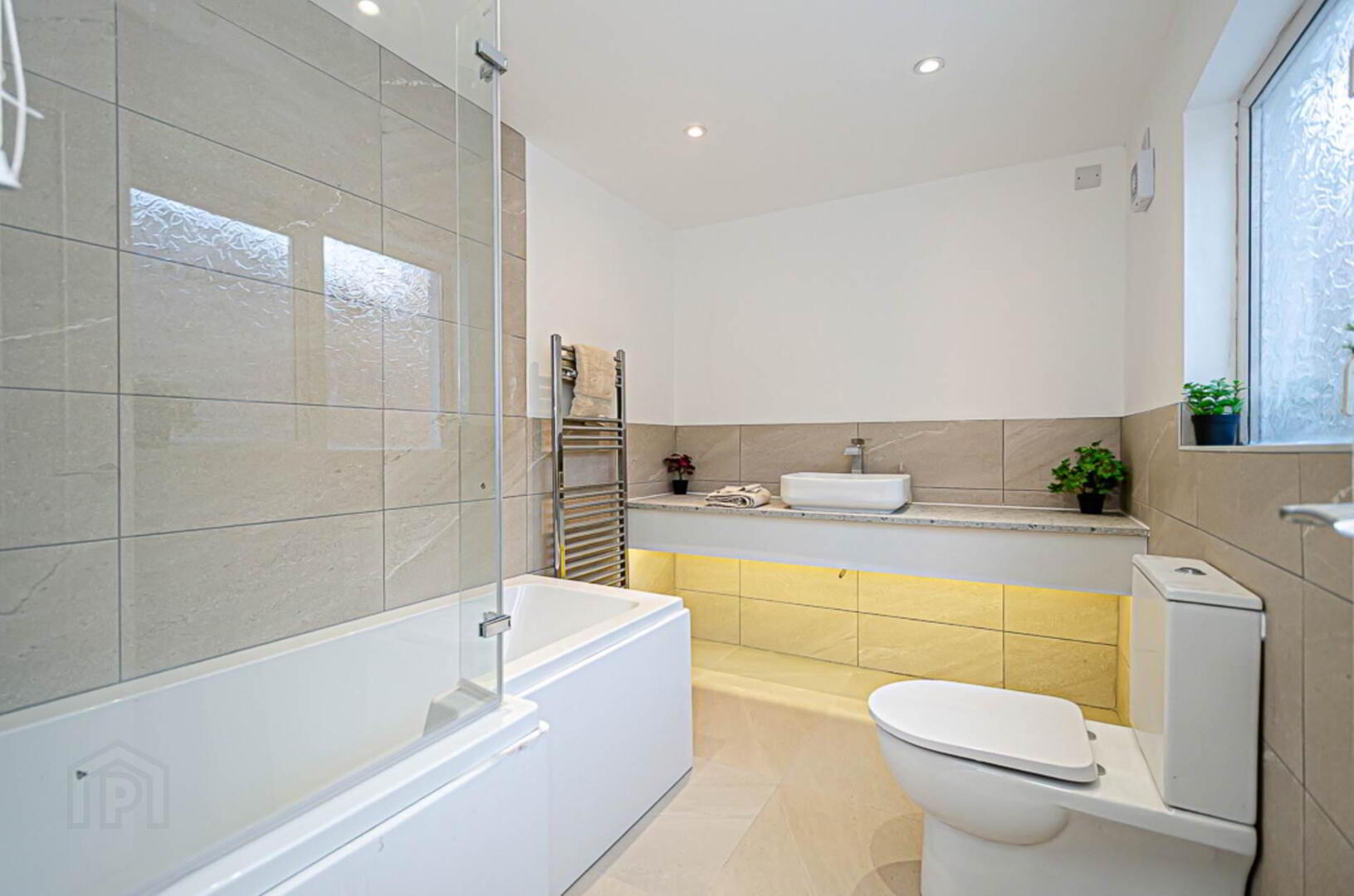 14 Jocelyn Street 20 of 26