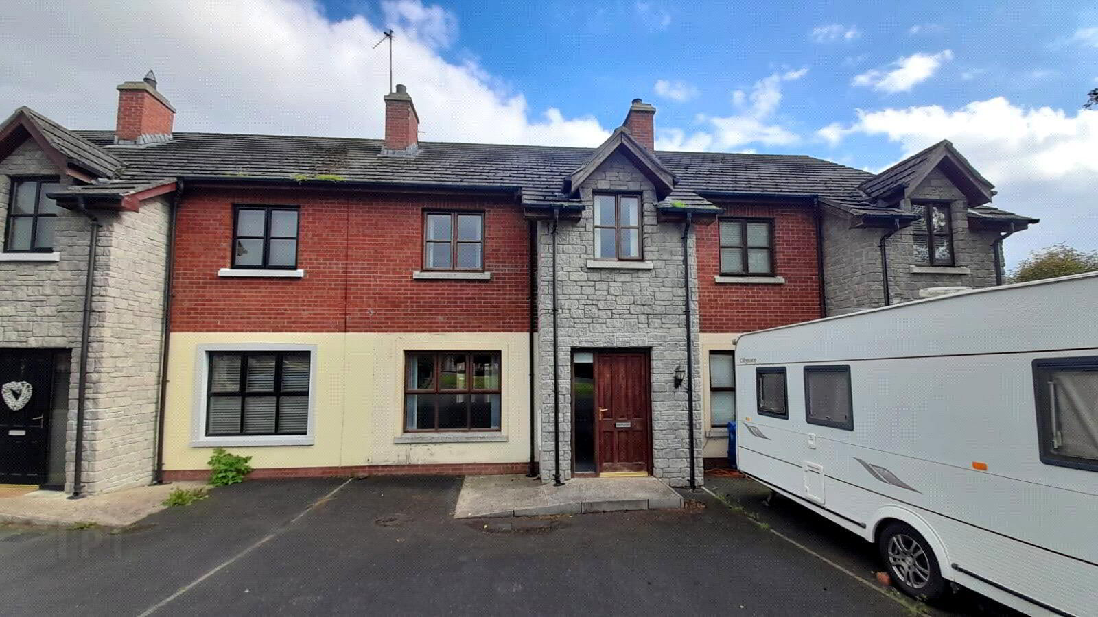 36 Glebe Hill Manor 1 of 13