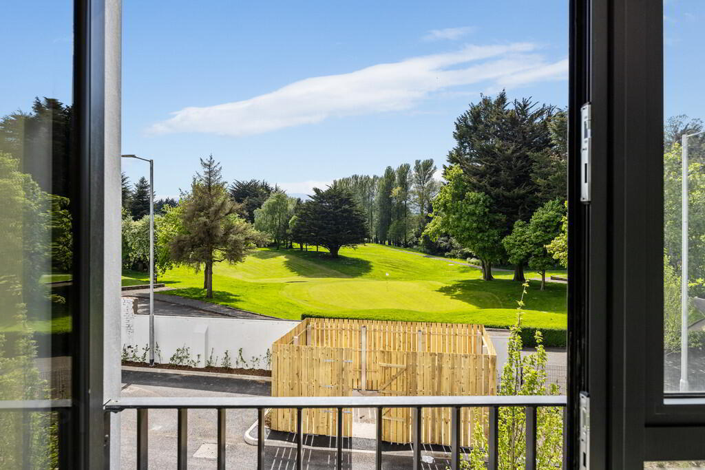 Apt 29, 1 Kings Hall Road 19 of 21