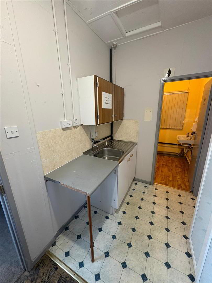 Unit 11 A Lowes Industrial Estate, 31 Ballynahinch Road 7 of 10