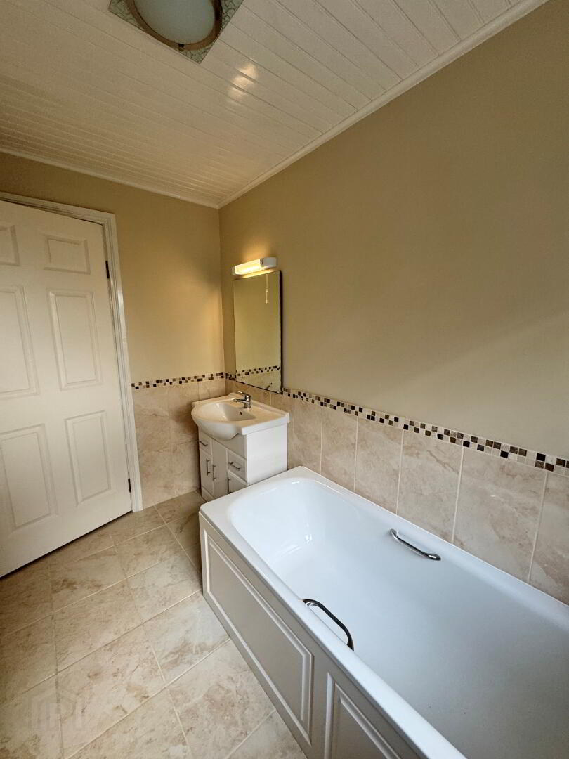14 Ardross Avenue 8 of 15