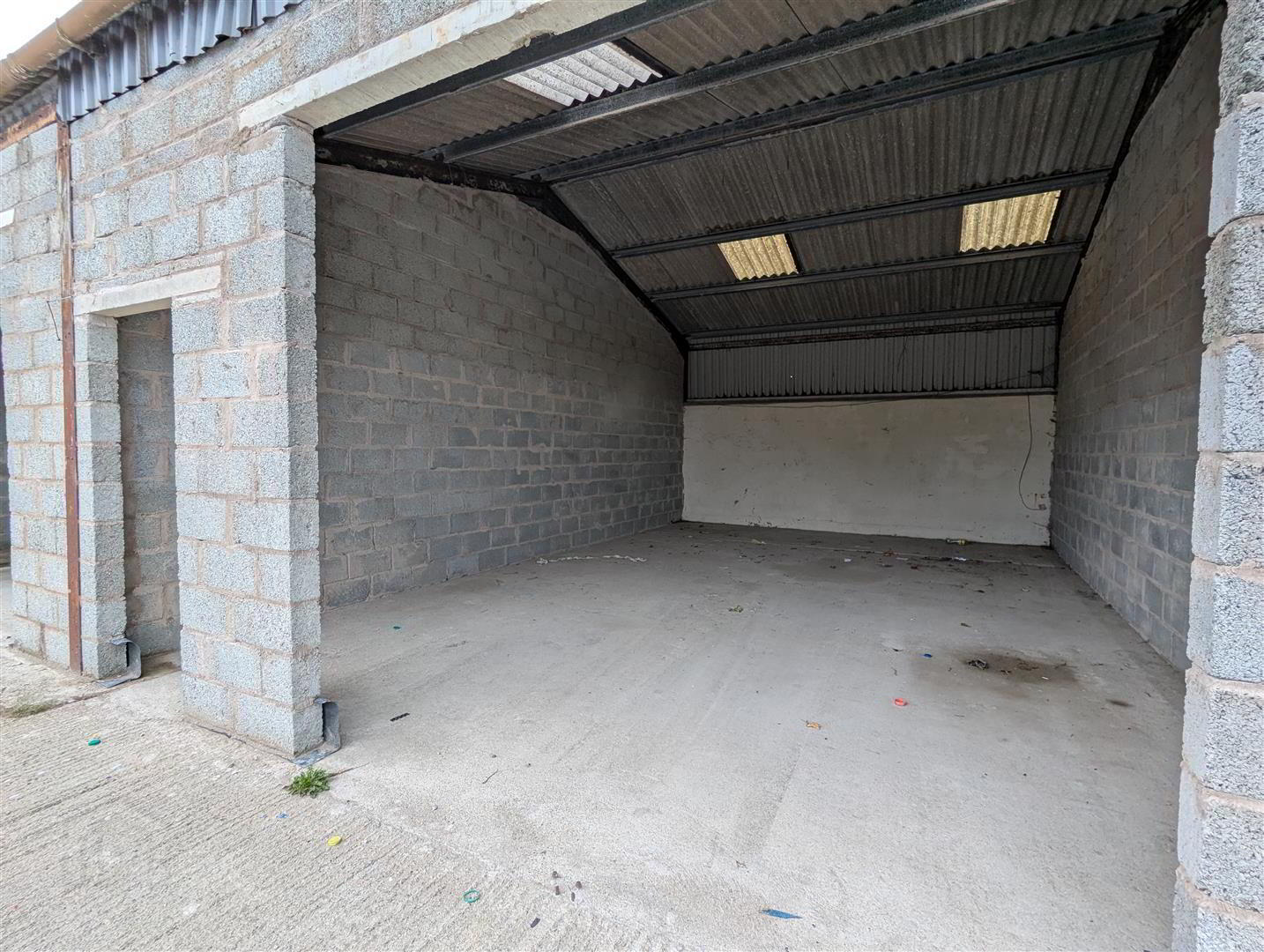 Commercial Units, 85 Mill Road 3 of 4