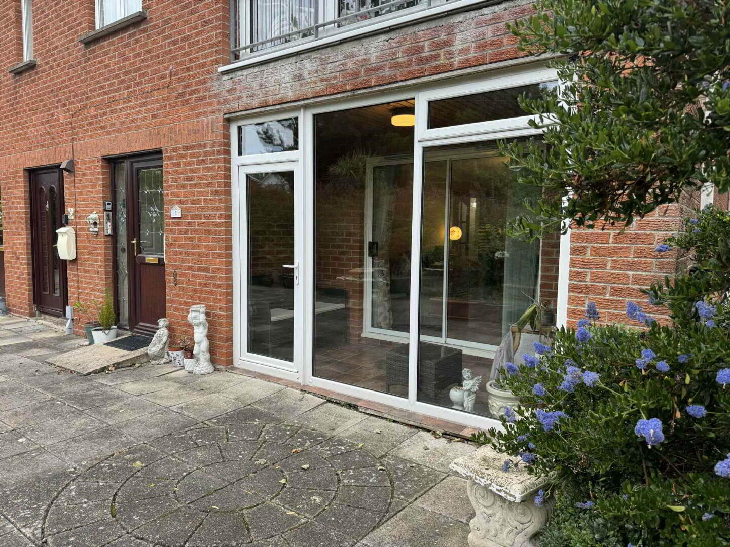 1 Brooklands Drive 16 of 17