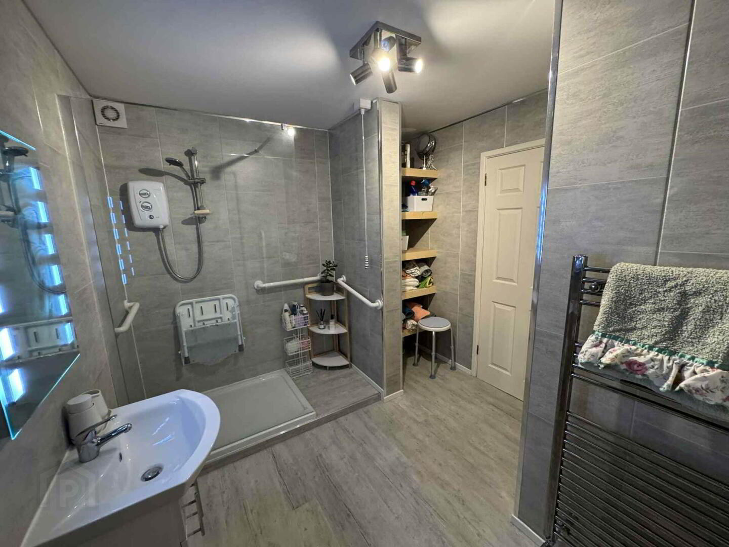 1 Brooklands Drive 9 of 17