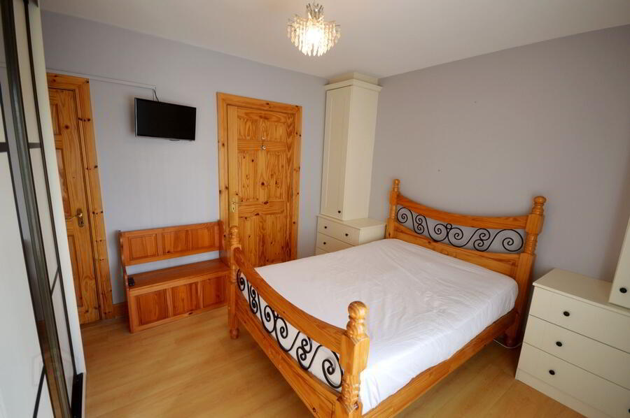 Bray Cottage 8 of 27