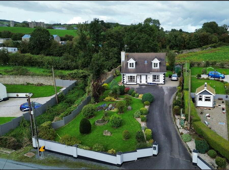 Bray Cottage 2 of 27
