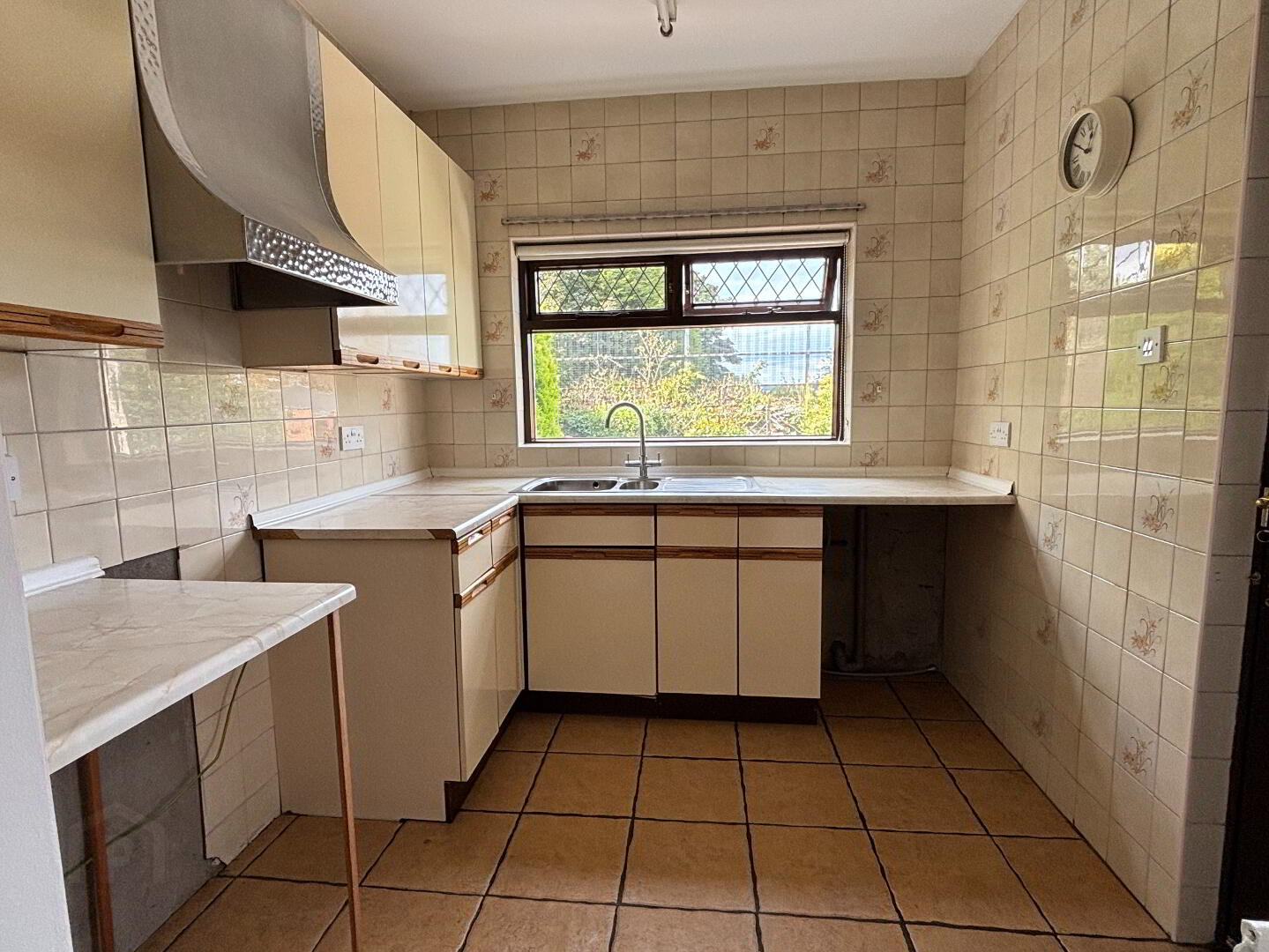 25 Oakley Avenue 5 of 12