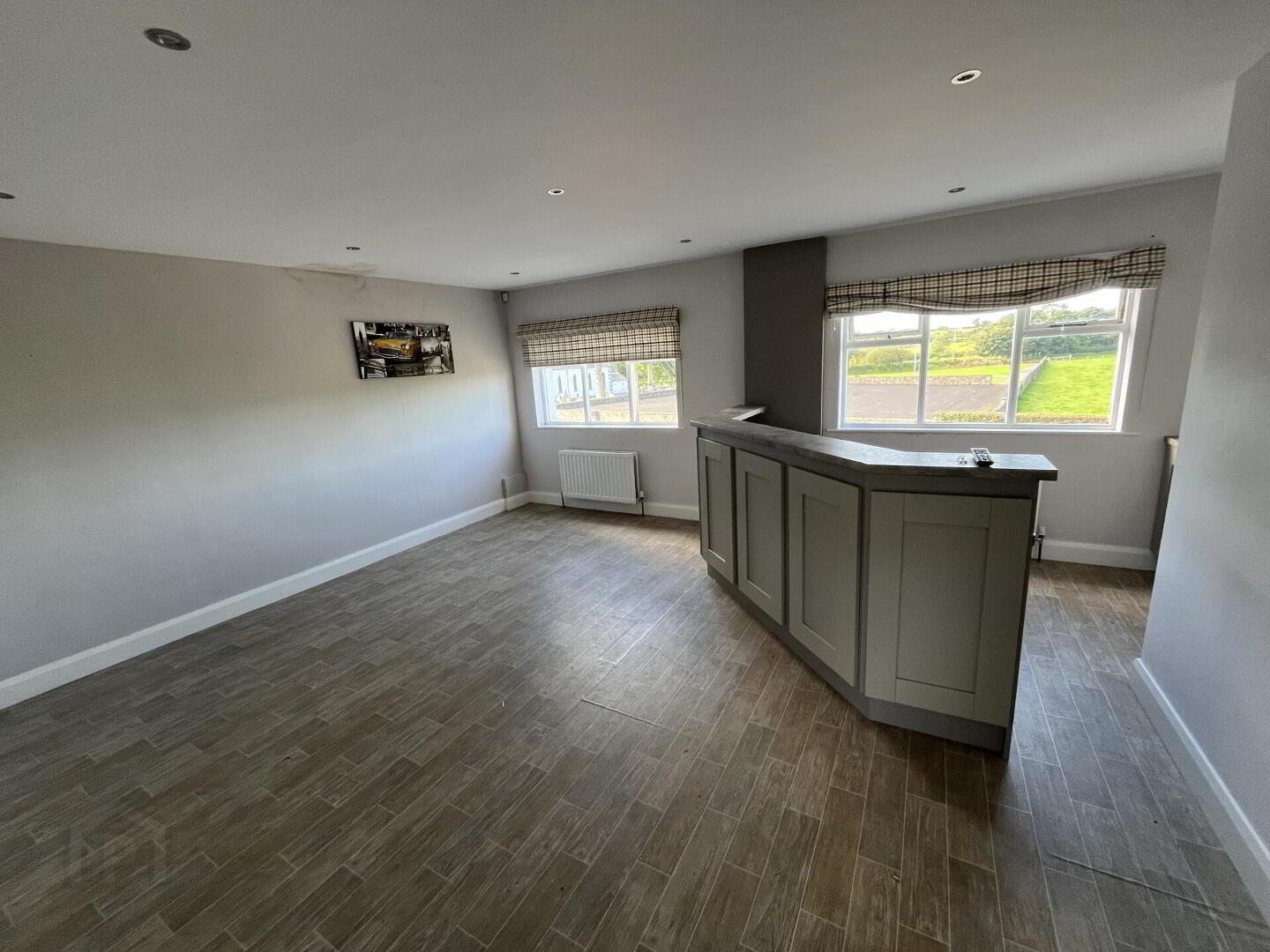 property description image