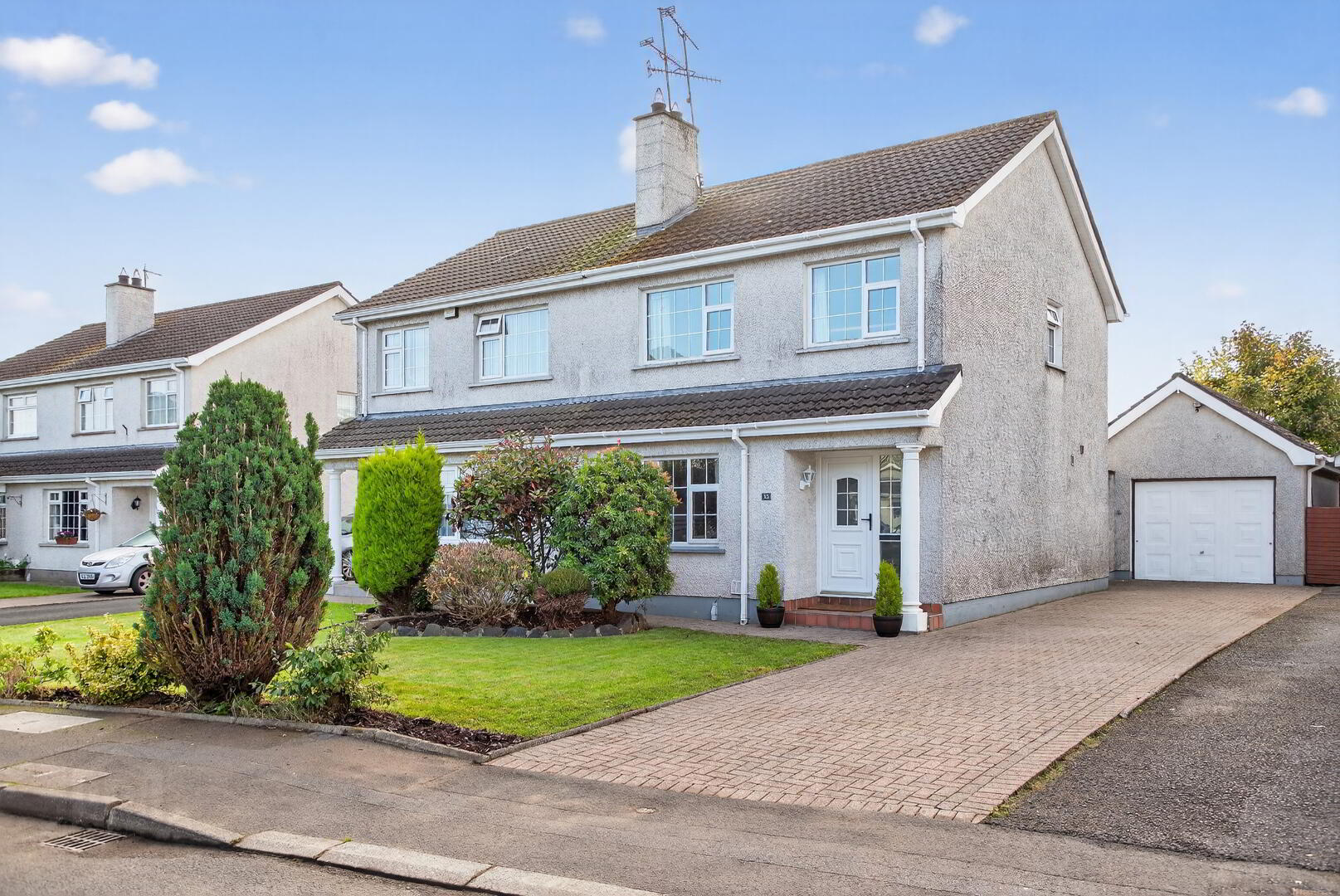 33 Beechwood Avenue 1 of 17