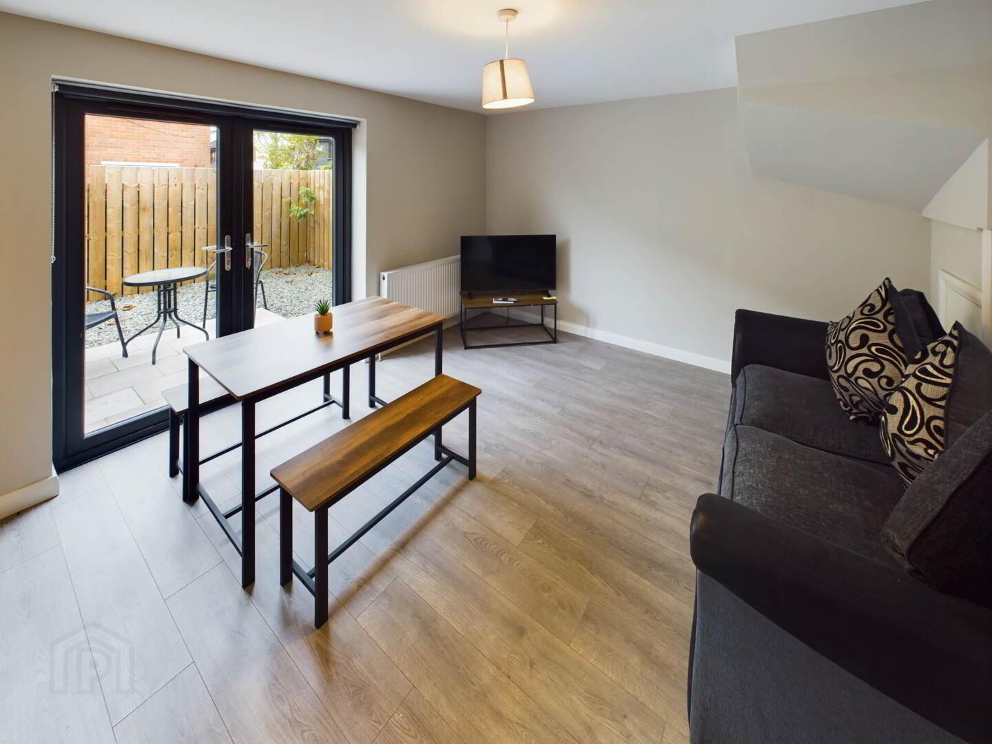 161 Castlerreagh Road 2 of 14