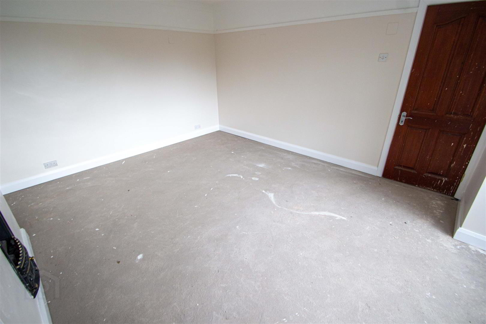78 Upper Dunmurry Lane 5 of 48